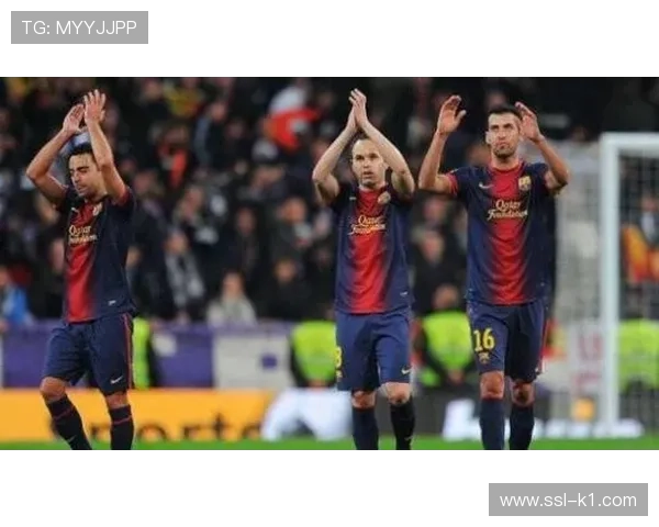 巴黎5-0马赛一役,克瓦拉茨赫利亚与门德斯先后击中横梁 巴黎5-0马赛一役,克瓦拉茨赫利亚与门德斯先后击中横梁