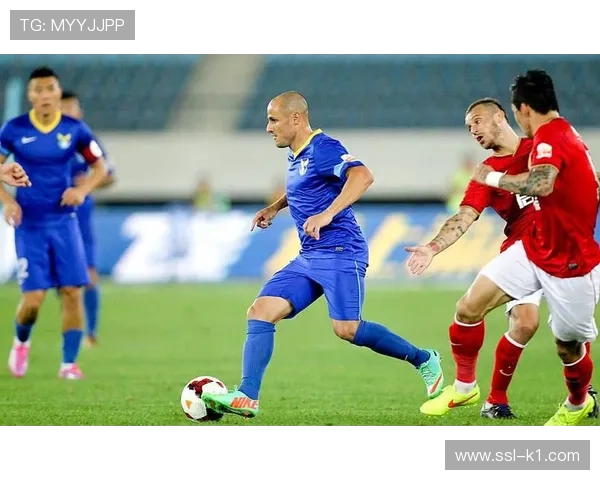 博德闪耀vs国际米兰半场数据:国米控球率68%,但射门次数4-6落后 博德闪耀vs国际米兰半场数据:国米控球率68%,但射门次数4-6落后